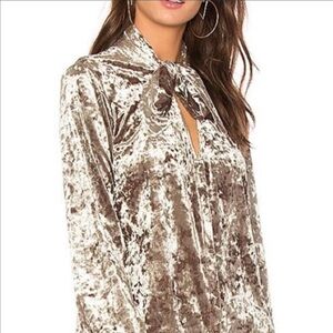 L'AGENCE Velvet Tie-Neck Blouse in Cream